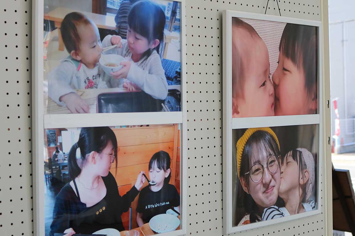 芳賀さんの専属モデルは2人の孫娘。姉妹愛あふれる作品