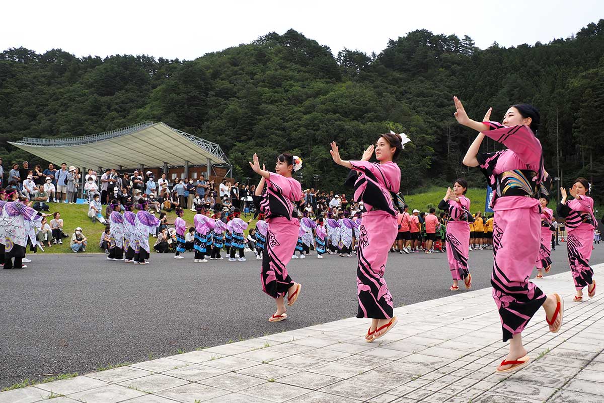 釜石鵜住居復興スタジアムで開かれた釜石よいさ