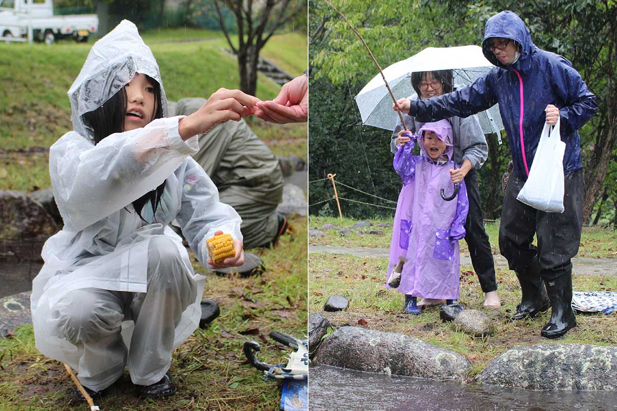 トウモロコシの粒を針に付けて釣る。水中から引き上げると生きのいいニジマスが姿を現した