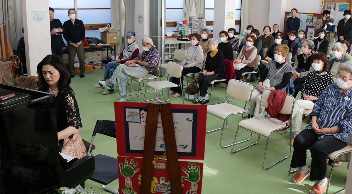 昨年に続き、カトリック釜石教会で開かれたコンサート