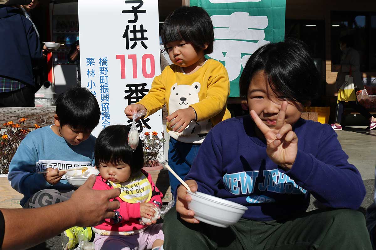 子どもたちもさまざまなメニューをおいしくいただきました！