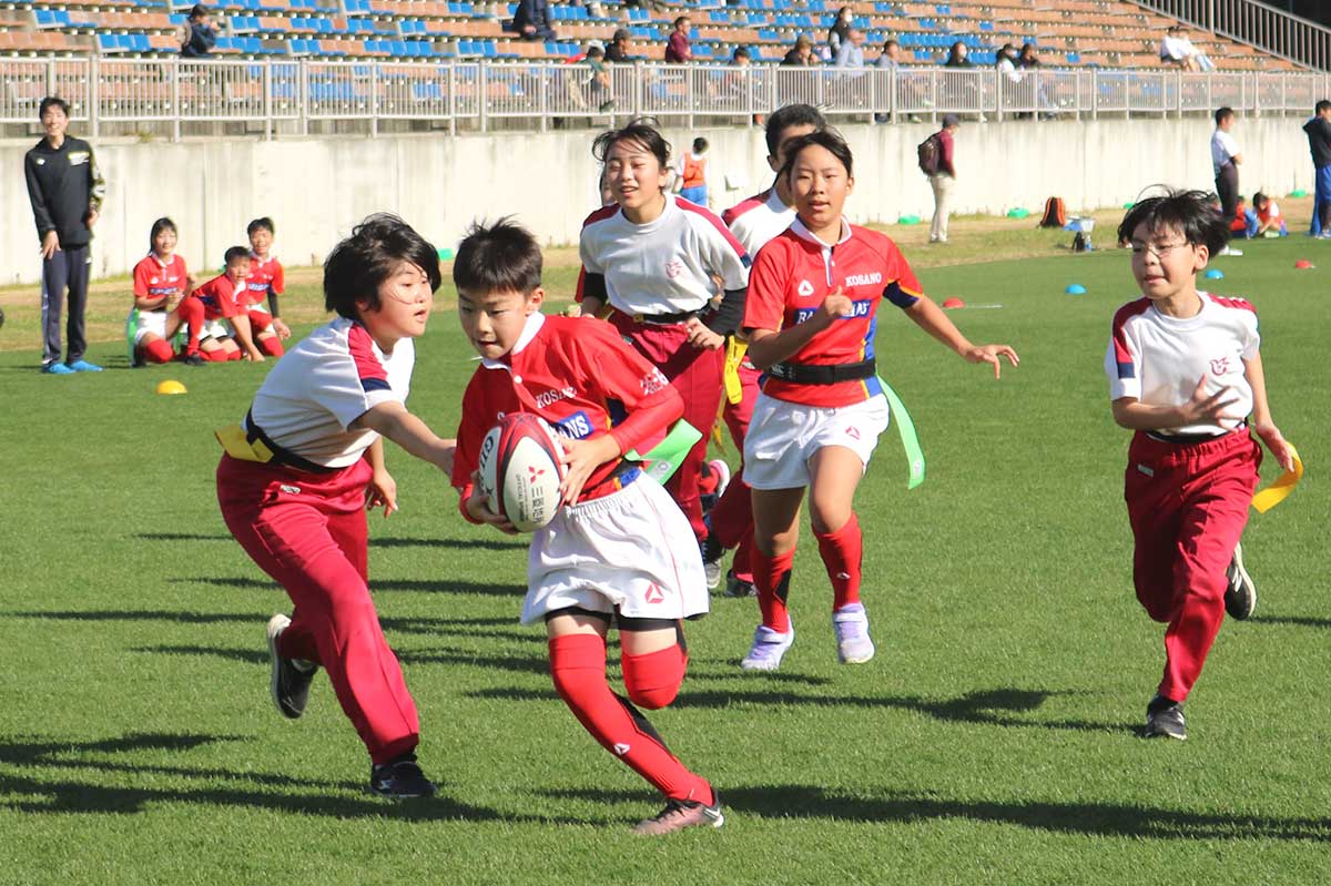 タグを取りにくる相手を振り切りトライゾーンへまっしぐら