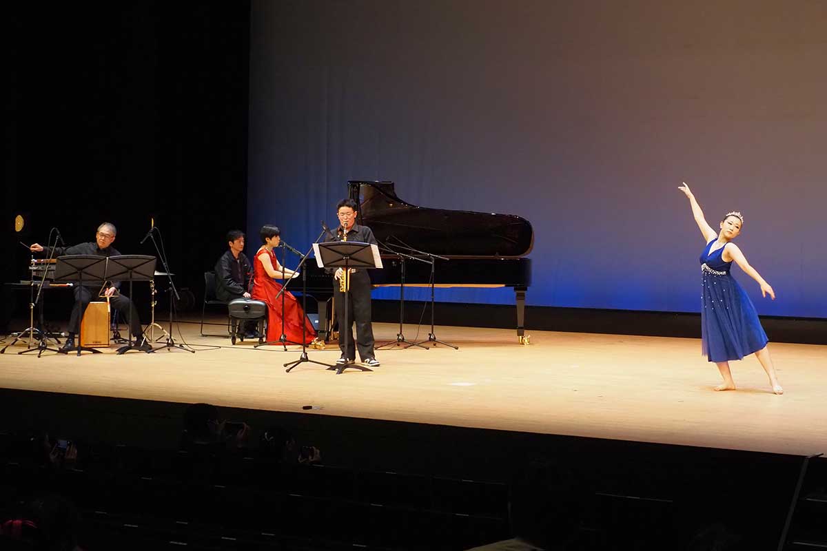 音楽とダンスを組み合わせた「Dance & Music Departure」