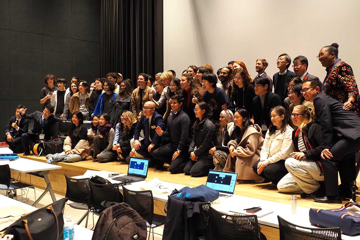 新たな視点を学び合ったミネルバ大の学生、釜石市の関係者ら