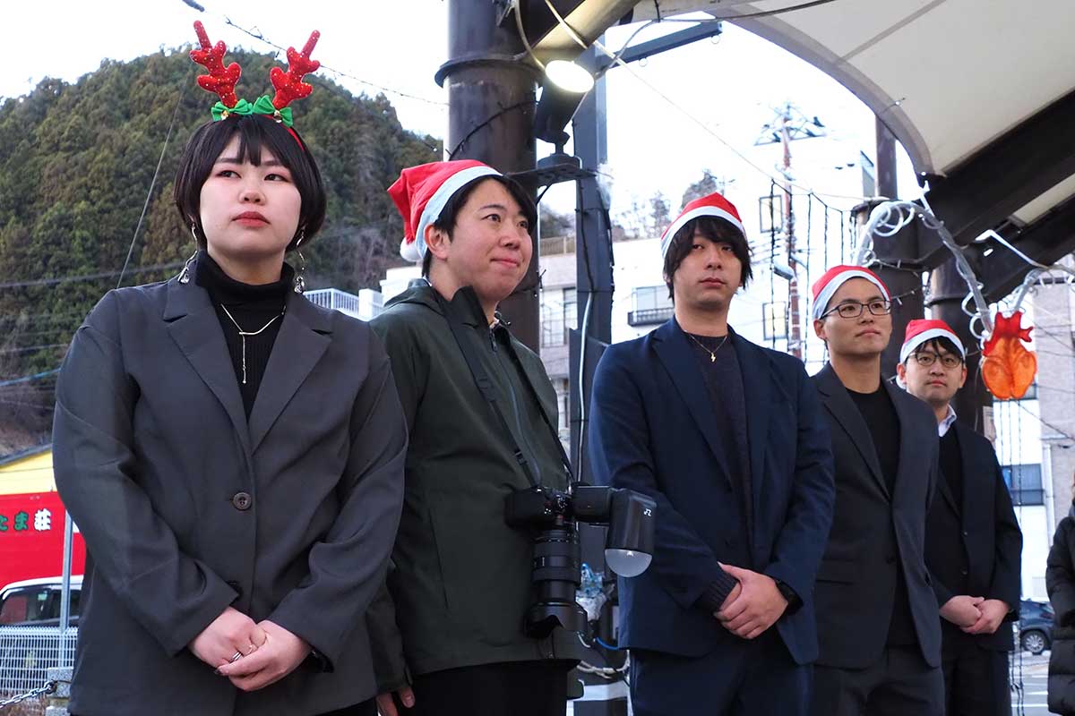「釜石を盛り上げたい」。かまいし灯り実行委のメンバー