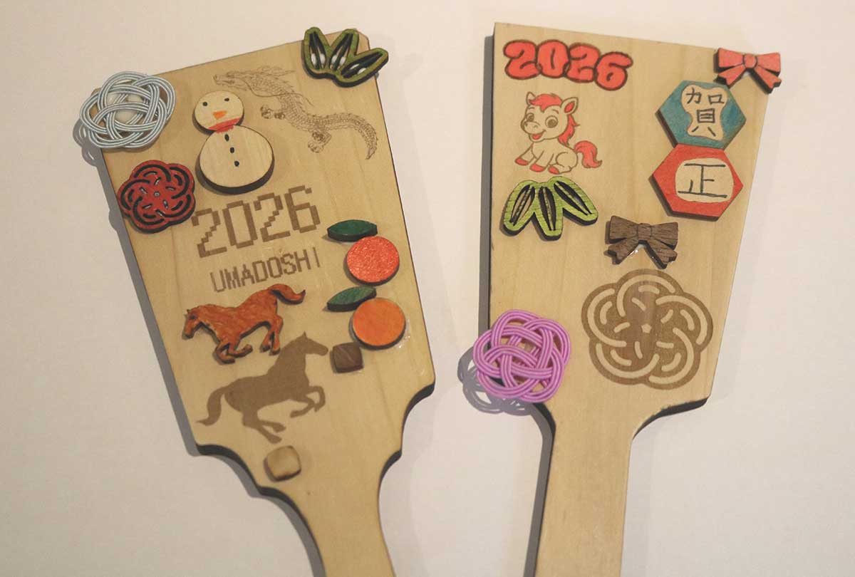 前田さん姉弟の作品。右が姉瑛里さん、左が弟陸仁さん作。出来は「100点満点!」だそう