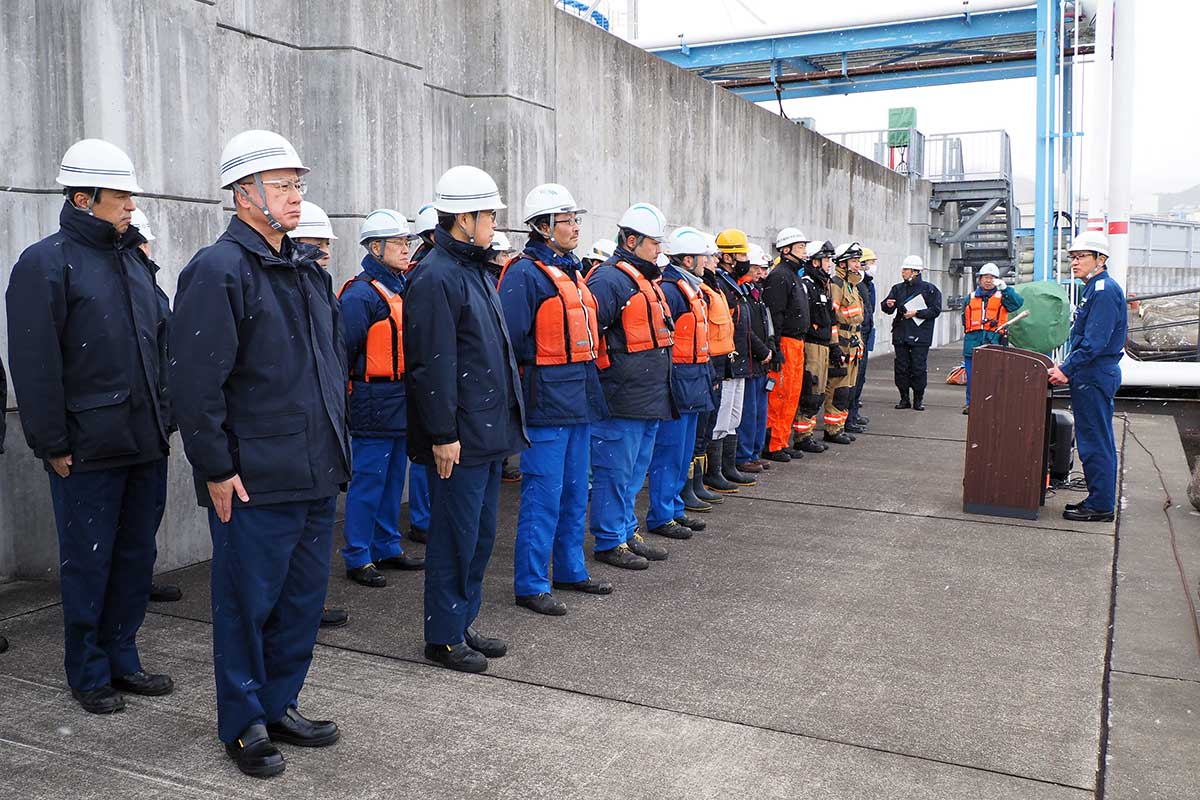 油流出事故に備えた対策訓練の開始式