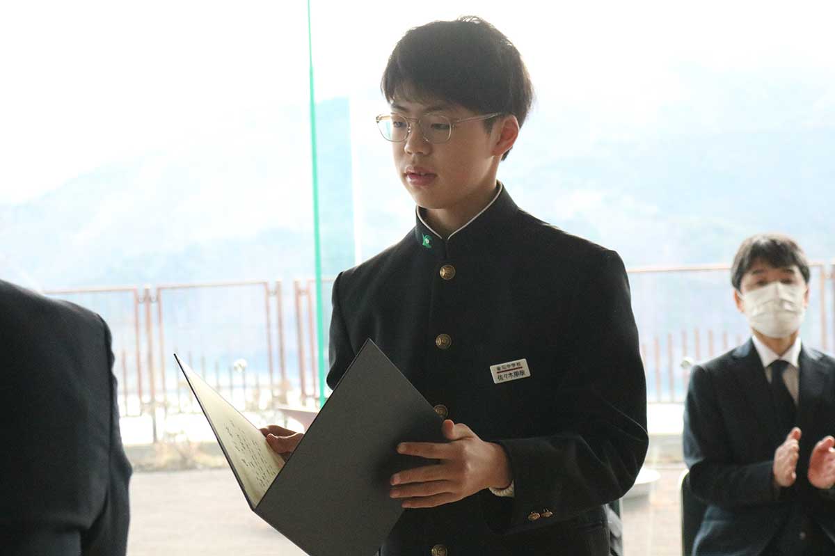 中学生の部1位（96点）で表彰された佐々木朋哉さん（釜石中1年）