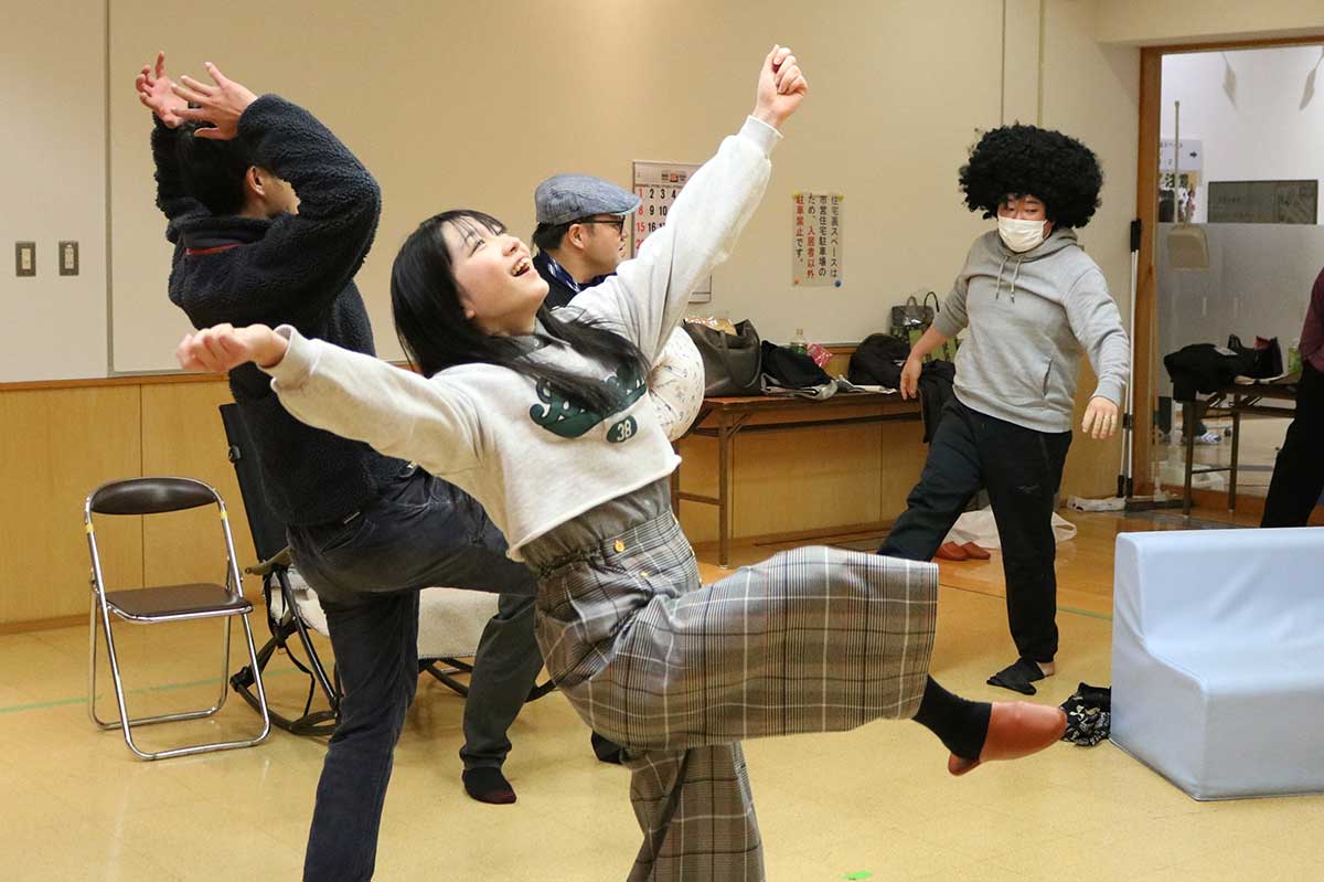 出演者も「演じていて楽しい」と話すコメディー劇。乞うご期待！