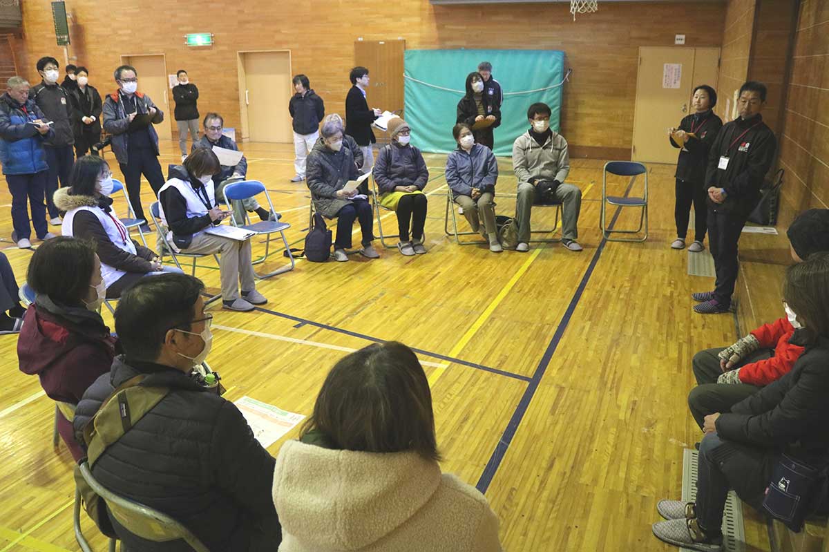 飼い主との意見交換会。さまざまな意見、要望が出された