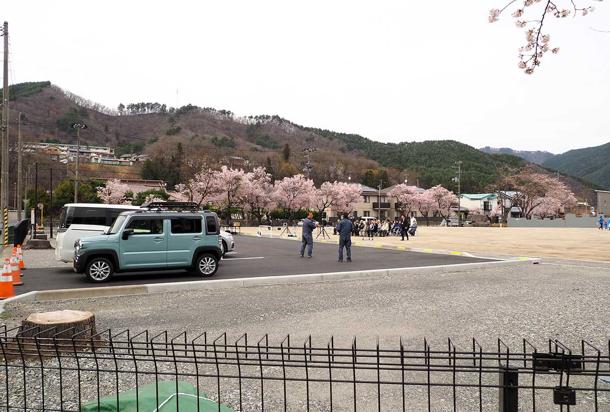 利用しやすいようにと新たに駐車場が設けられた