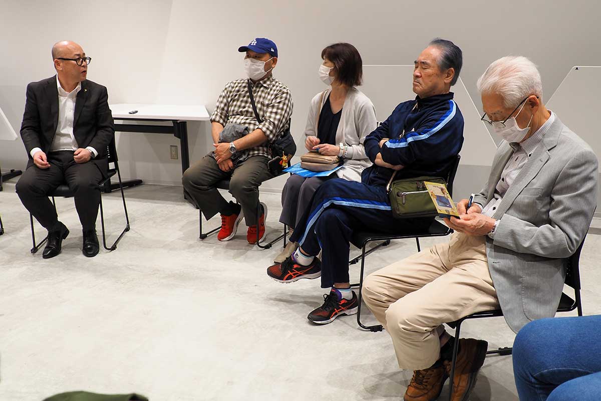 「市長に会って直接話をしたかった」と思いを伝える参加者