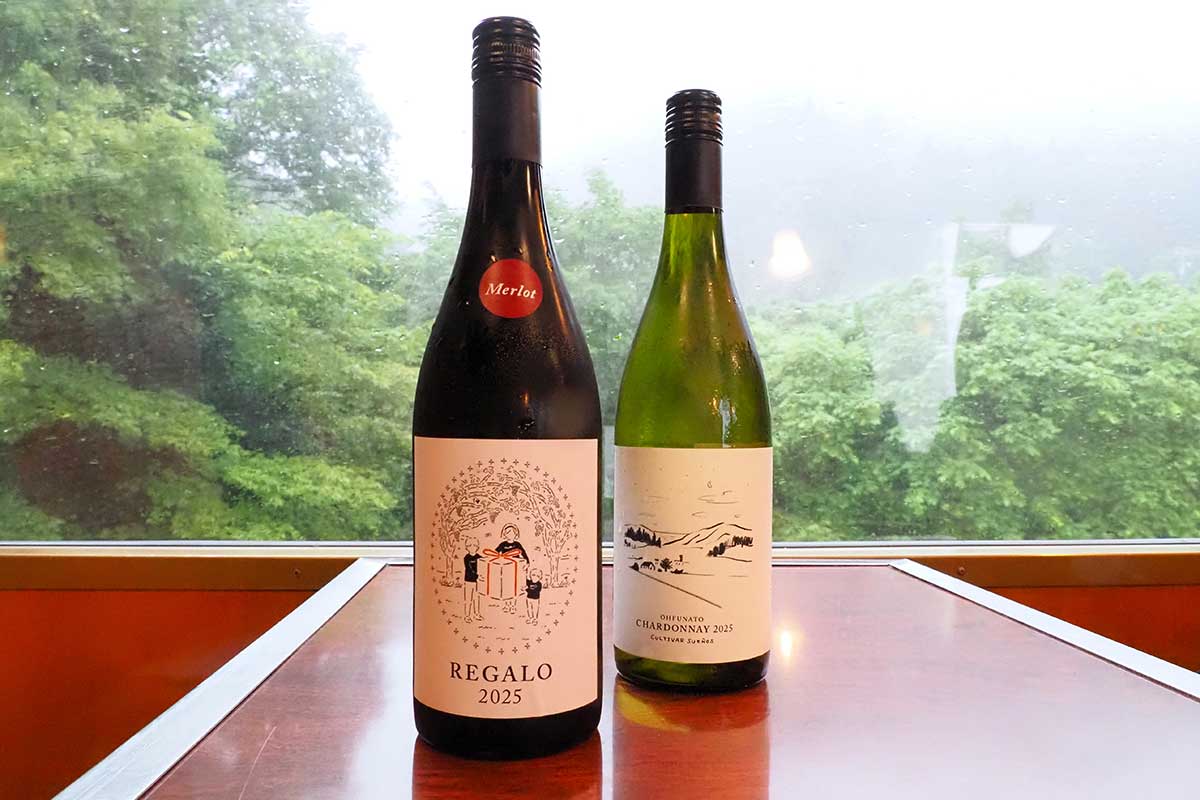 大船渡市のワイナリー「THREE PEAKS（スリーピークス）」で醸造されたワイン。6種の飲み比べを楽しめた