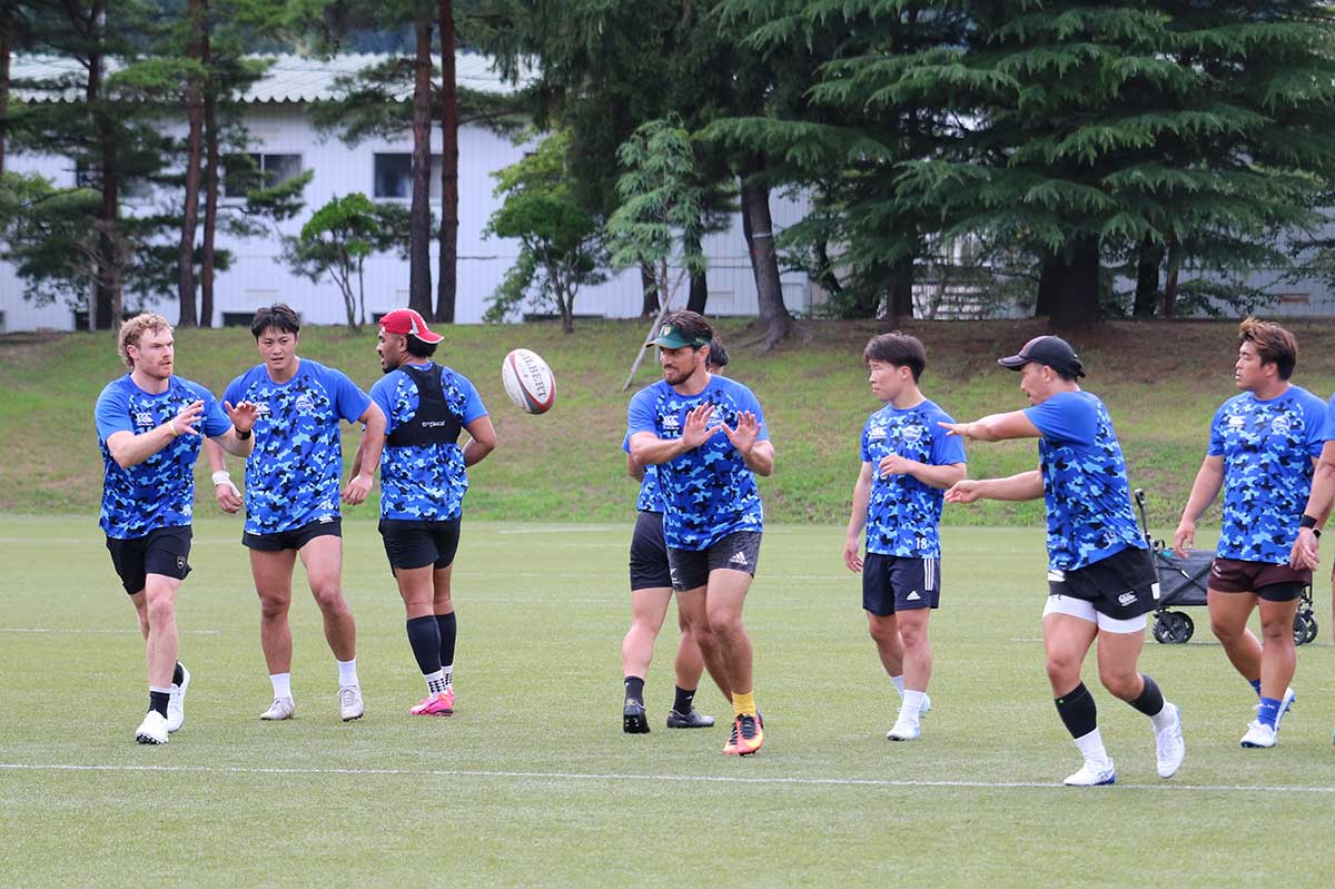 8月17日から全体練習を開始している日本製鉄釜石SW