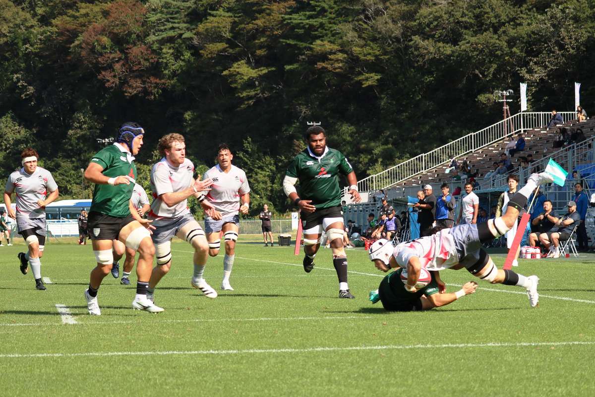 リーグワンライジング第2戦、日本製鉄釜石シーウェイブス対三菱重工相模原ダイナボアーズ＝11日、釜石鵜住居復興スタジアム